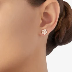 DHC3003 FLOWS EBB9R 100 Dodo flower stud earring rose gold mother of pearl white diamond