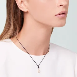 Alternative view of Ciondolo lettera "K" in oro rosa. Modello grande.