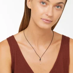 Alternative view of Ciondolo lettera "L" in oro rosa. Modello grande.