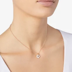 DMC3004 FLOWS EPB9R 100 Dodo flower charm rose gold mother of pearl enamel