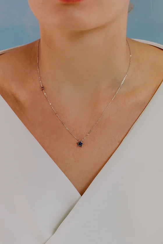 Girocollo in Oro bianco e Zaffiri blu 2 Girocollo in Oro bianco e Zaffiri blu - immagine 2