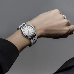 AI1106 SS000 150 7 lifestyle