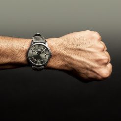 PT6358 DLB04 630 5 lifestyle 1